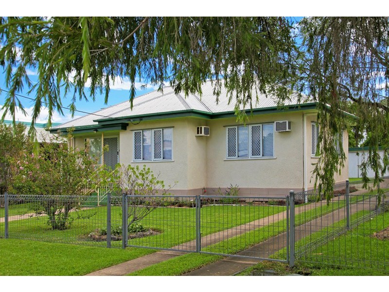 271 Hook Street, Berserker QLD 4701