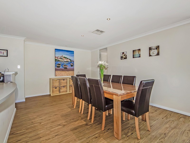 6 Tillery Way, Secret Harbour WA 6173