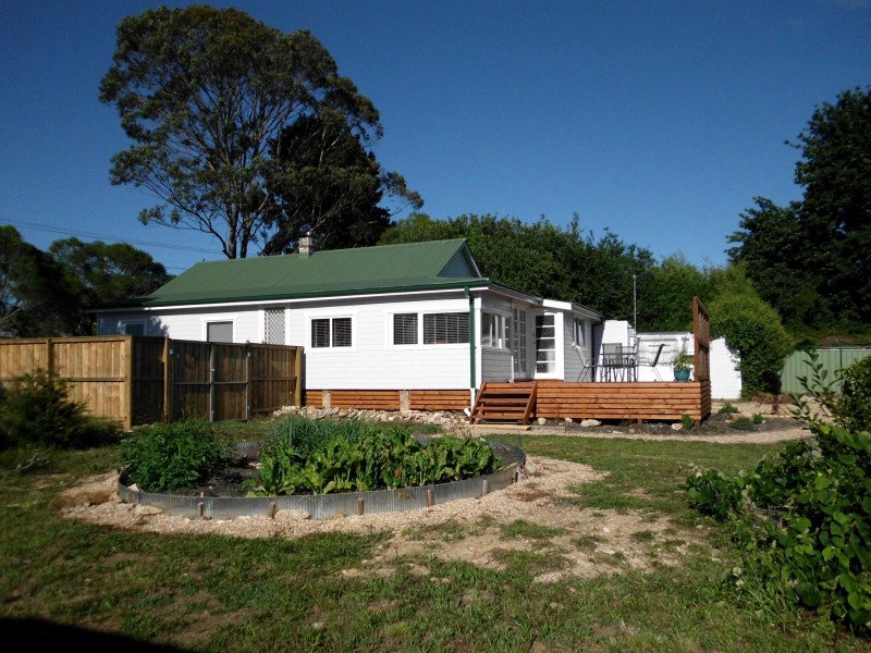 18-20 Raglan Street, Hill Top NSW 2575
