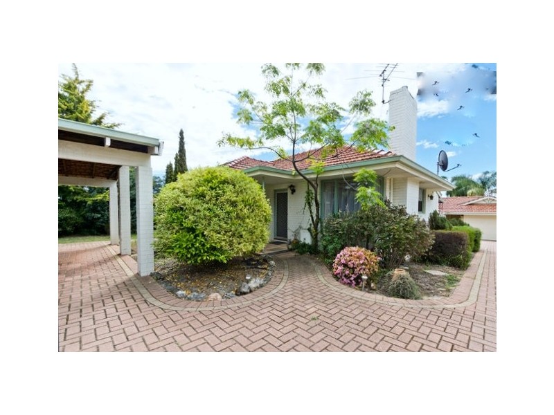 72 Eastdene Circle, Nollamara WA 6061