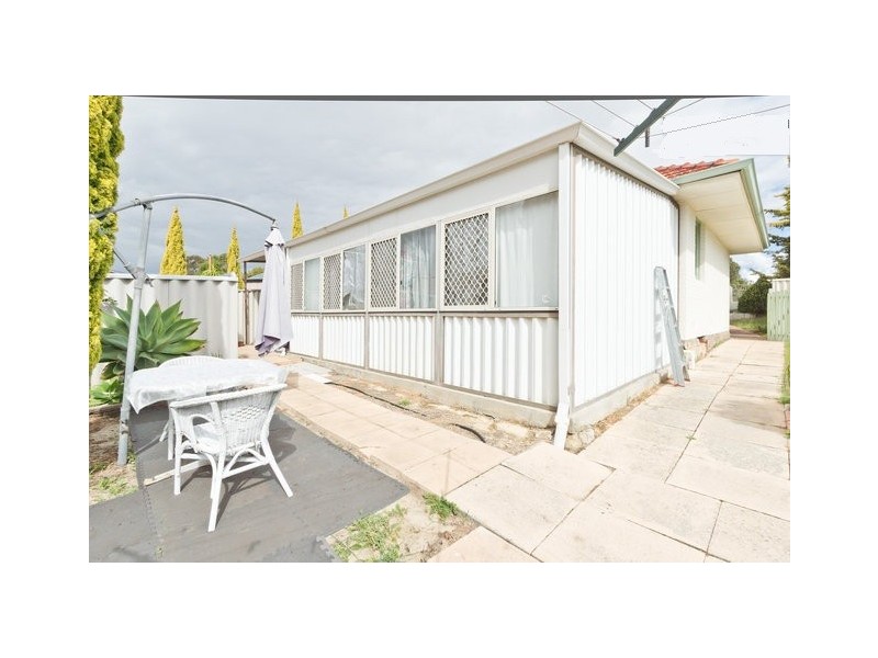 72 Eastdene Circle, Nollamara WA 6061