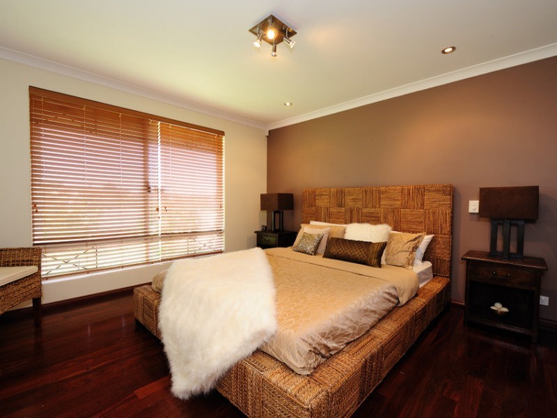 18 Milroy Street, Willagee WA 6156