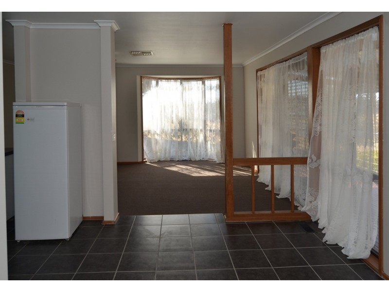 31 Kingsley Drive, Sunbury VIC 3429