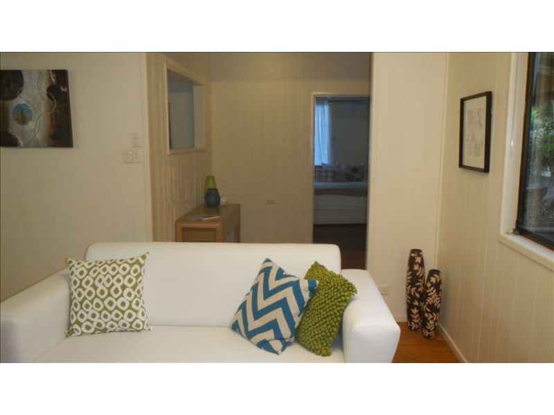 92 Raeburn Street, Manly West QLD 4179