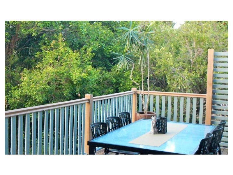 92 Raeburn Street, Manly West QLD 4179