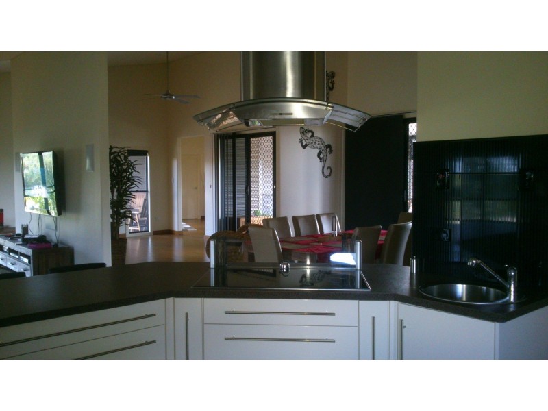 160 Walsh’s Road, Nebo QLD 4742