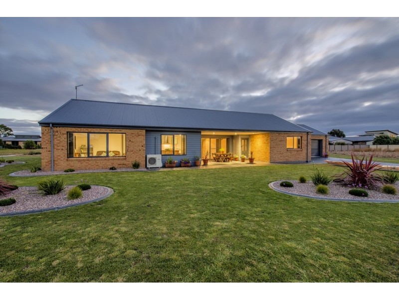 9 Clearwater Crescent, Wynyard TAS 7325