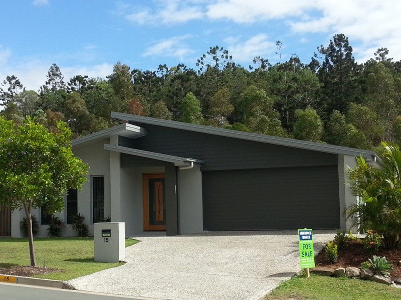 15 Bushland Place, Maudsland QLD 4210