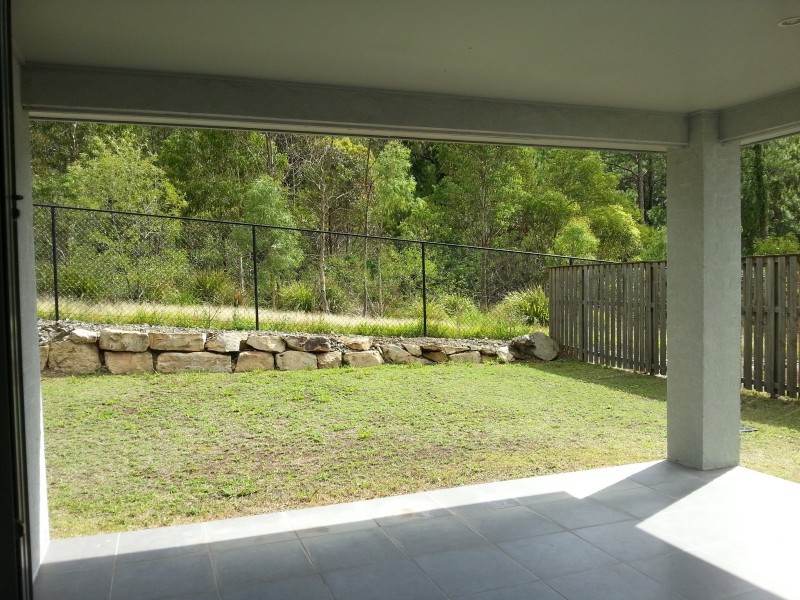 15 Bushland Place, Maudsland QLD 4210