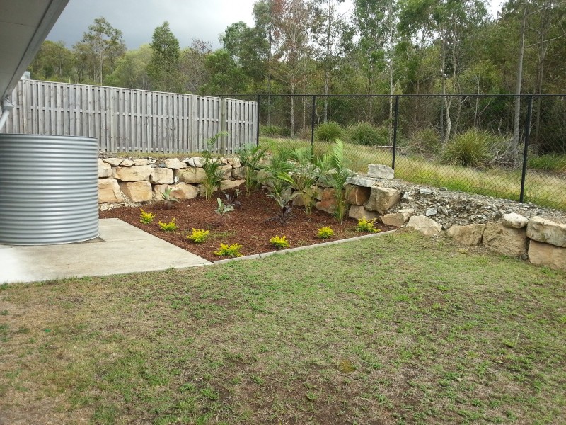 15 Bushland Place, Maudsland QLD 4210