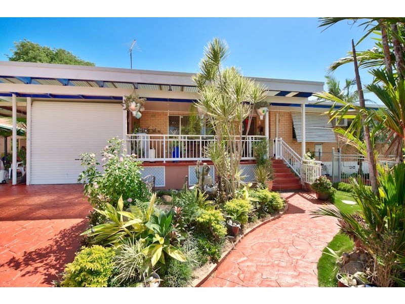 129 Jensen Street, Whitfield QLD 4870