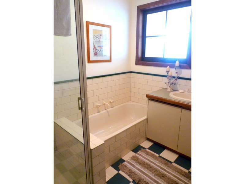 95 One Chain Road, Arawata VIC 3951
