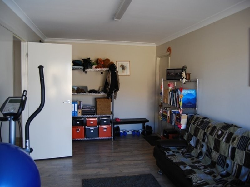 30 Norman Avenue, Lakes Entrance VIC 3909