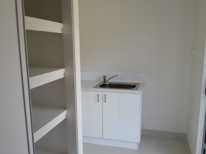 35 Hadrian Crescent, Pacific Pines QLD 4211