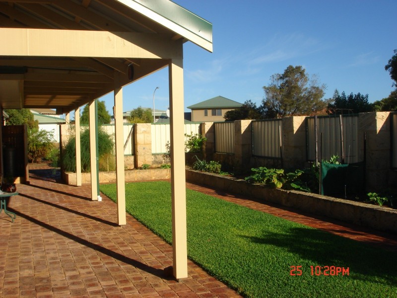 20 Heales Way, Green Head WA 6514