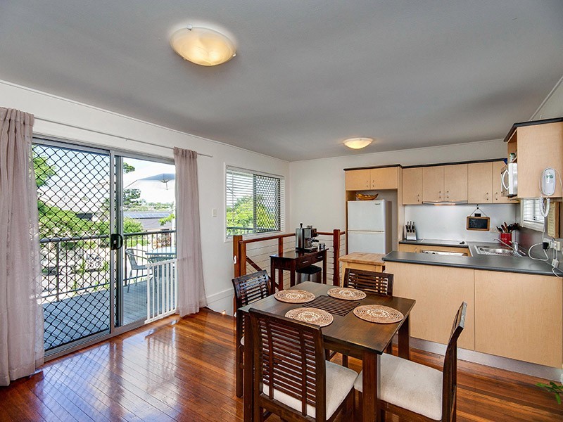 1/27 Denman Street, Greenslopes QLD 4120