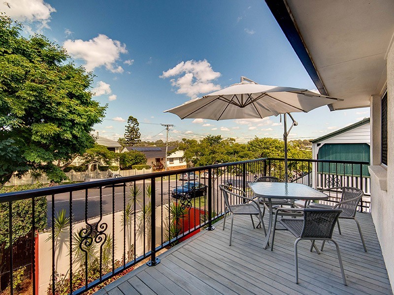 1/27 Denman Street, Greenslopes QLD 4120