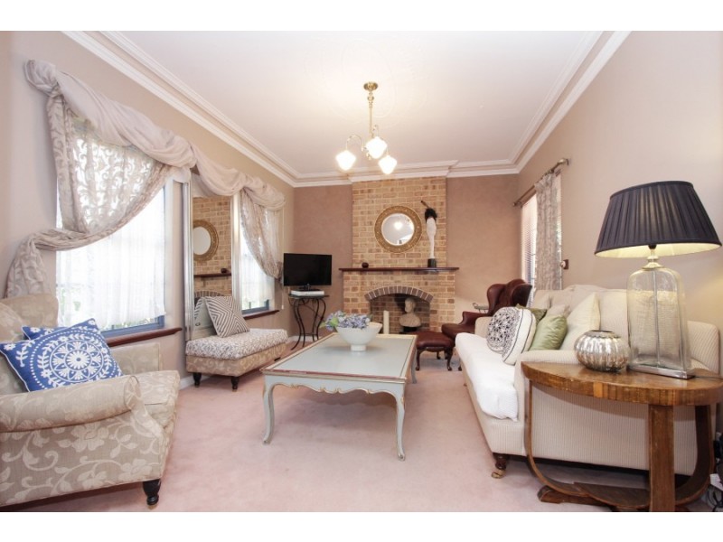 14 Chardonnay Drive, The Vines WA 6069