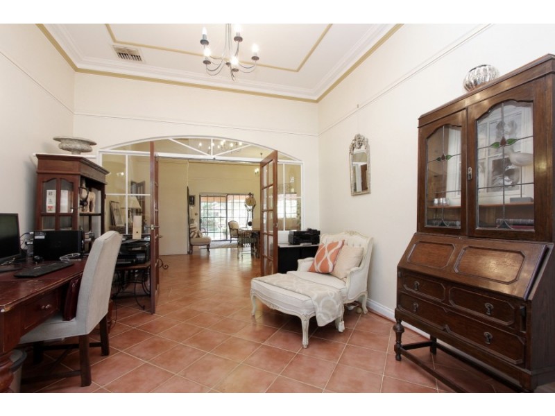 14 Chardonnay Drive, The Vines WA 6069