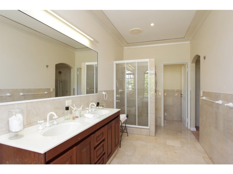 14 Chardonnay Drive, The Vines WA 6069