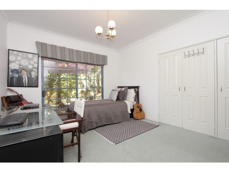 14 Chardonnay Drive, The Vines WA 6069