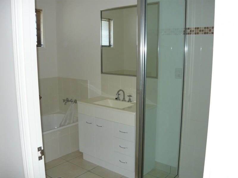 29 Chapple, Mount Louisa QLD 4814