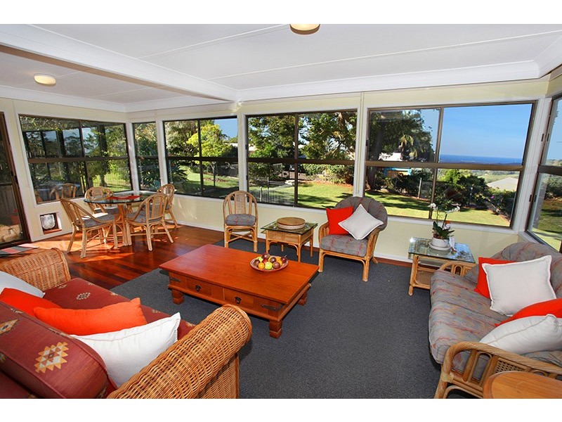 32 Post Office Road, Mapleton QLD 4560