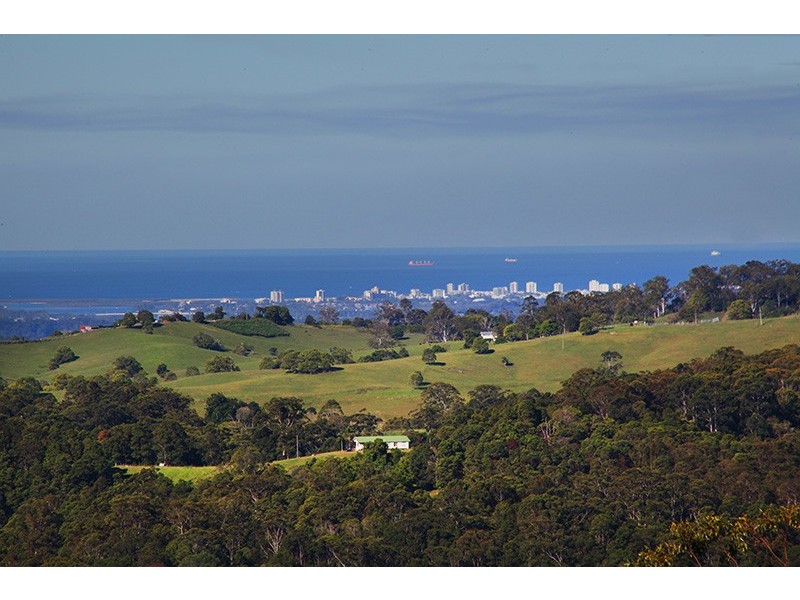 32 Post Office Road, Mapleton QLD 4560