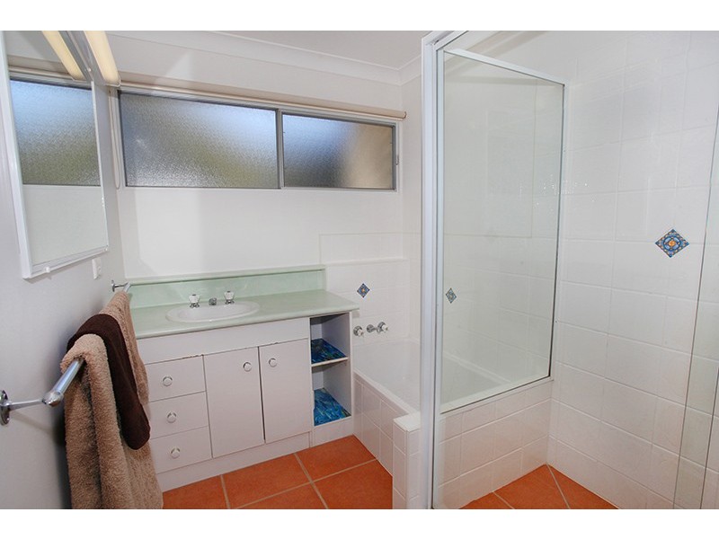 32 Post Office Road, Mapleton QLD 4560