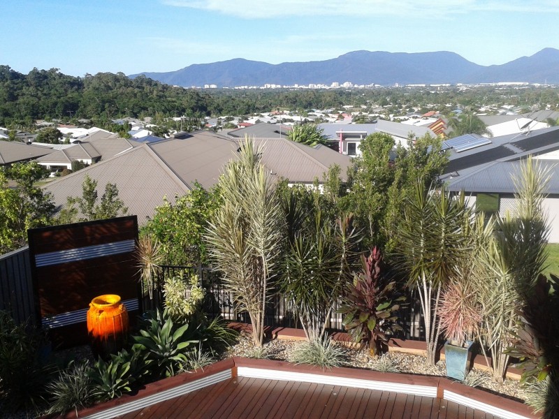 19 Emperor Street, Kanimbla QLD 4870