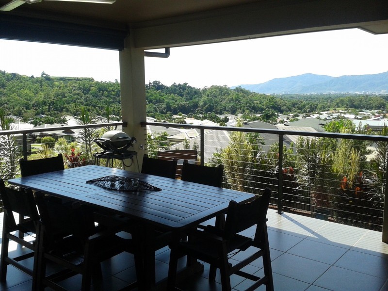 19 Emperor Street, Kanimbla QLD 4870