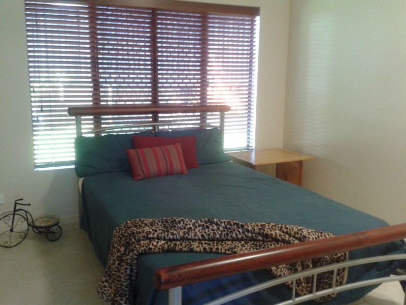 19 Emperor Street, Kanimbla QLD 4870