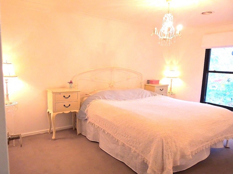 33 Murphys Lane, Wentworth Falls NSW 2782