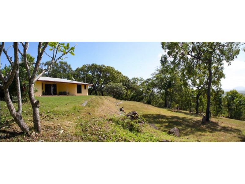 1 Harry Heath Close, Cooktown QLD 4895