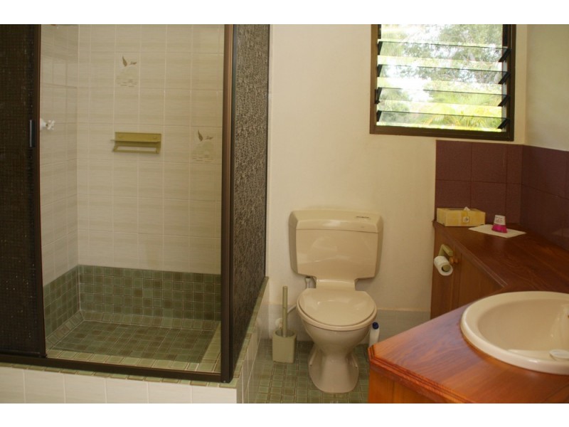 1 Harry Heath Close, Cooktown QLD 4895