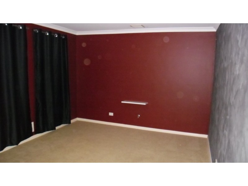 2/24 Felpham Court, Success WA 6164