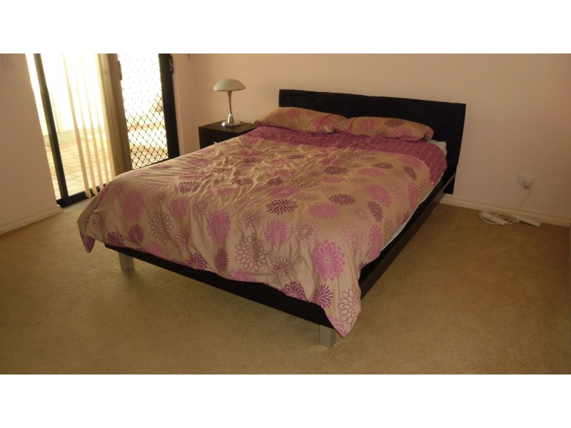 2/24 Felpham Court, Success WA 6164