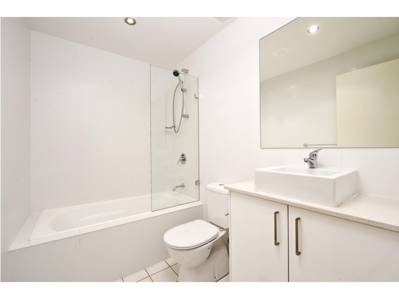 3/1-3 Eulbertie Ave, Warrawee NSW 2074