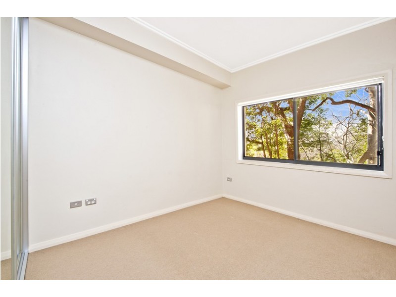 3/1-3 Eulbertie Ave, Warrawee NSW 2074