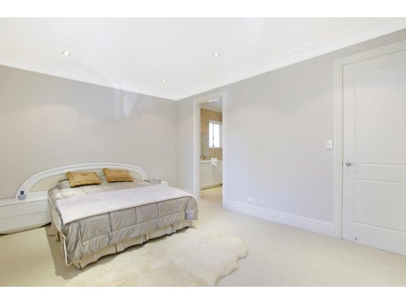 2/2 Cleland Road, Artarmon NSW 2064