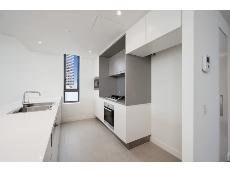 1906/7 Railway Street, Chatswood NSW 2067