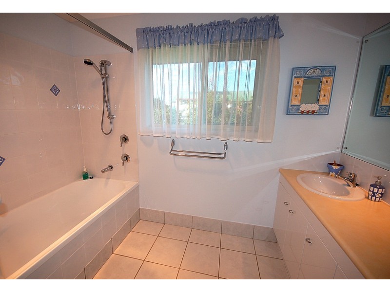 39 Clarendon Street, Strathpine QLD 4500