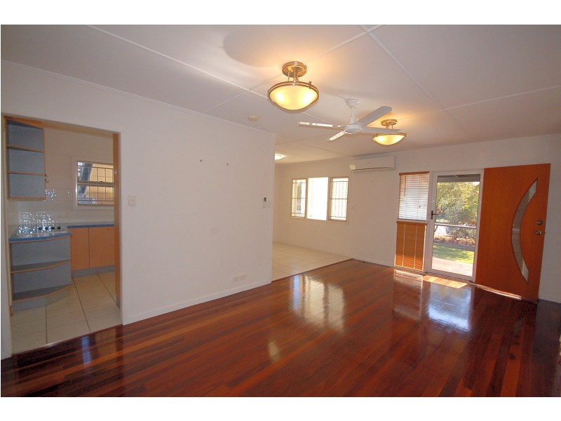 24 Spitfire Avenue, Strathpine QLD 4500