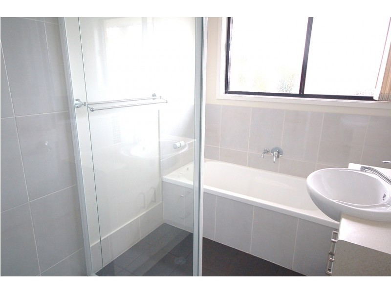 8/118 Samsonvale Road, Strathpine QLD 4500