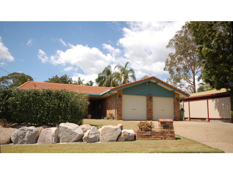 15 Voltaire Cresent, Petrie QLD 4502