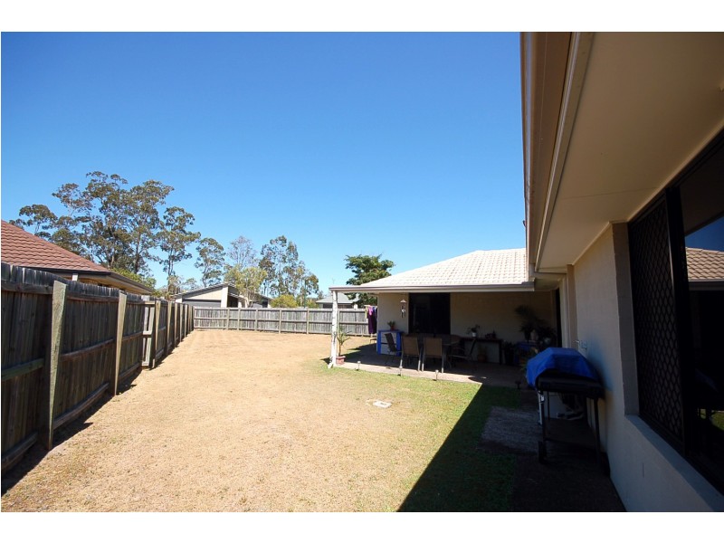 5 North Aston Court, Bray Park QLD 4500