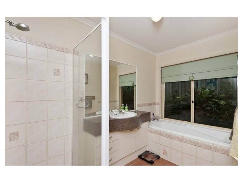 24 Clarendon Street, Strathpine QLD 4500