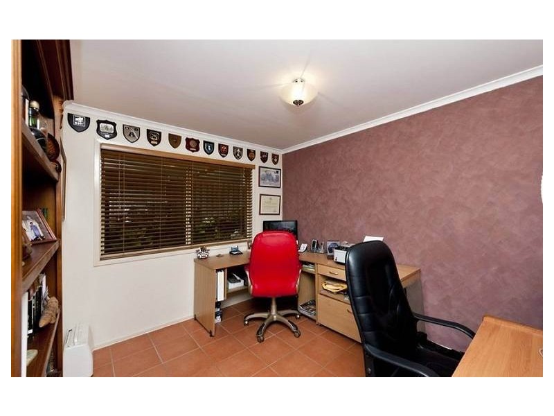 24 Clarendon Street, Strathpine QLD 4500