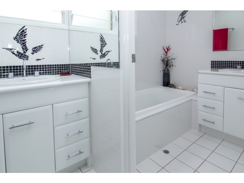 16 Nuttall Street, Lawnton QLD 4501