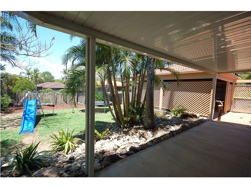 2 Wyara Court, Petrie QLD 4502